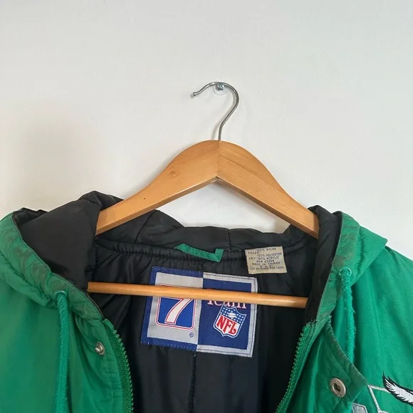 Philadelphia Eagles Logo 7 NFL Vintage Puffer Jacket
